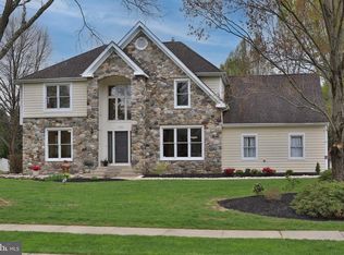 536 Heatons Mill Dr, Langhorne, PA 19047