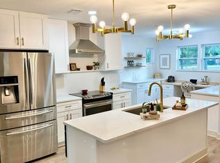 44 Wildwood Dr, Crawfordville, FL 32327