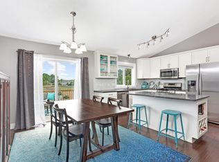 1042 Meadow St, Cologne, MN 55322