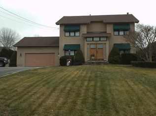 238 Pleasant View Ave, Somerset, MA 02726