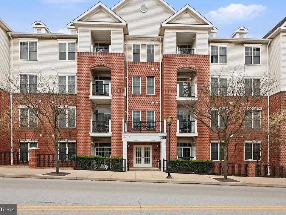 1st image of 300 W Elm St Suite 2424