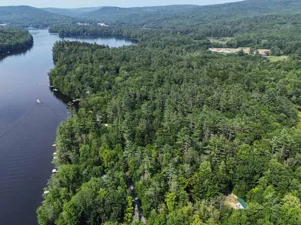 133 Teaberry Lane, Mount Vernon, ME 04352