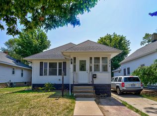 308 W 18th St, Holland, MI 49423