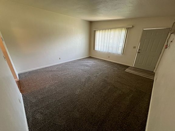3rd image of 531-571B N Dayton Ave #569B