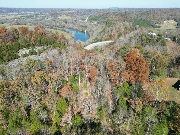 735 Old Highway 53 S, Celina, TN 38551