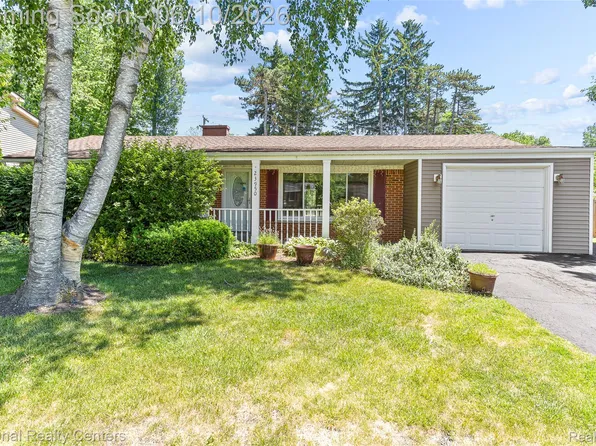 23950 Meadowbrook Rd, Novi, MI 48375