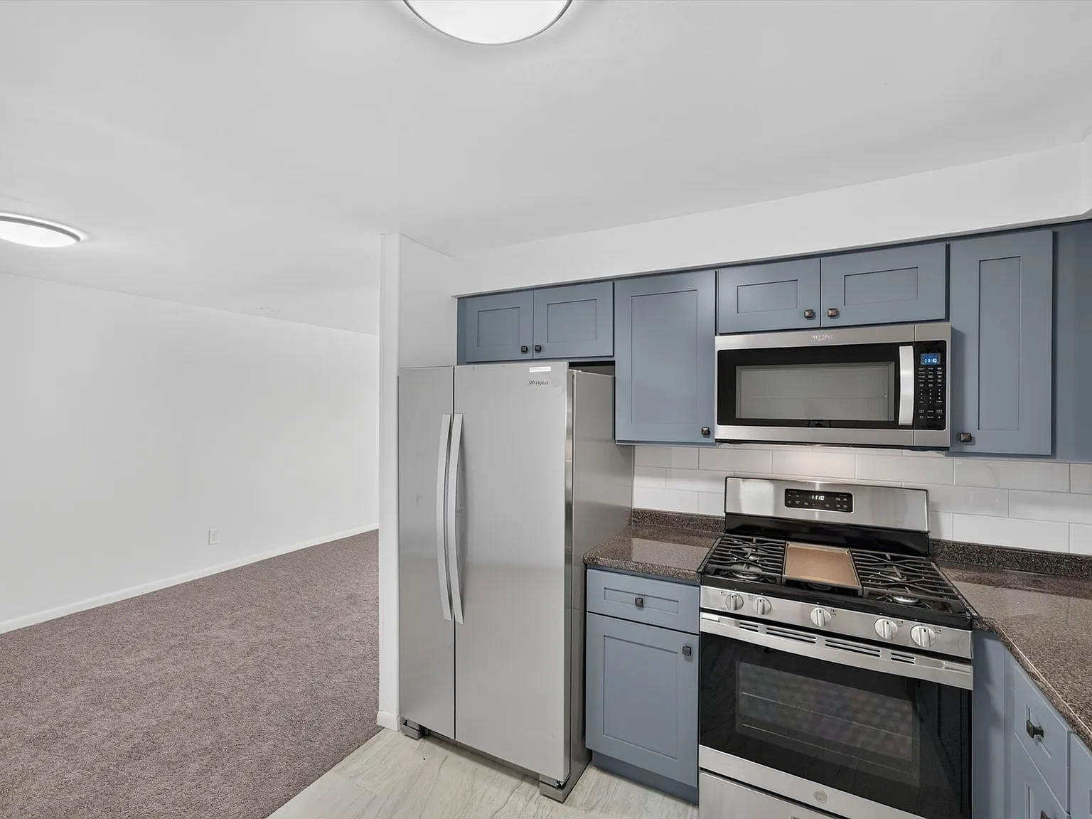 3 bed, 1700 sqft, $1,950 — Photo 3