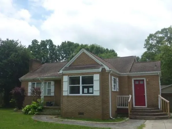 160 Stonewall Cir SW, Concord, NC 28027