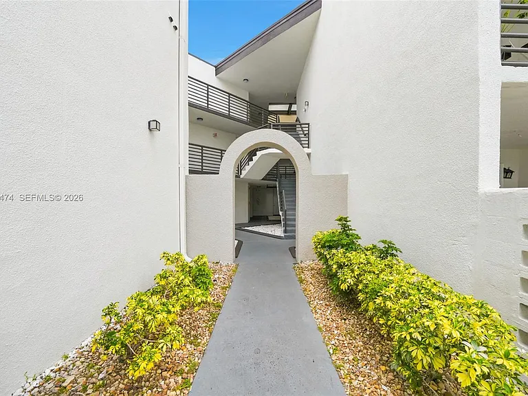 9735 Fontainebleau Blvd #G310 — Photo 20