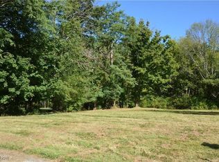 E Jefferson St, Jefferson, OH 44047