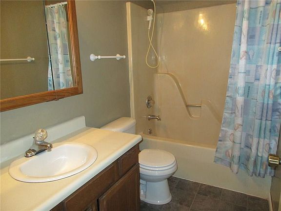 4th image of 601 Little Eagle Dr