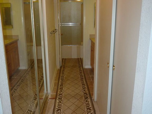 5th image of 1529 Shumaker Way