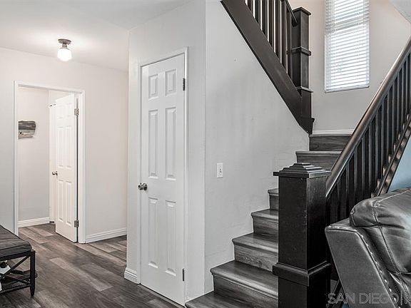 5th image of 10725 Lisa Meadows Dr Unit C