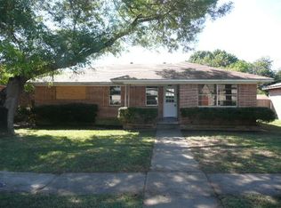 2719 Bruton Springs Dr, Dallas, TX 75227