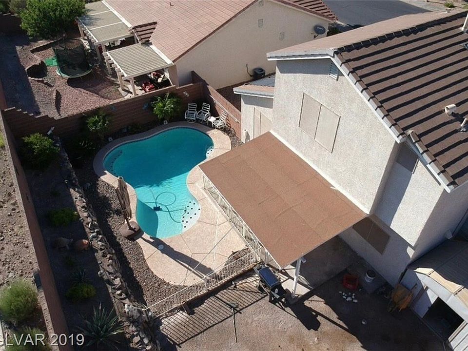 2nd image of 127 Mammoth Pools Ct