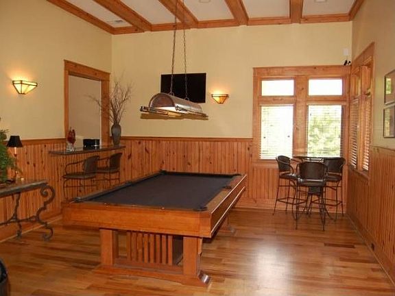 Clubhouse Billards Room