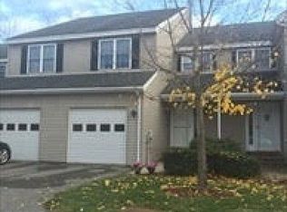 24 Saw Mill Pond Rd, Fitchburg, MA 01420
