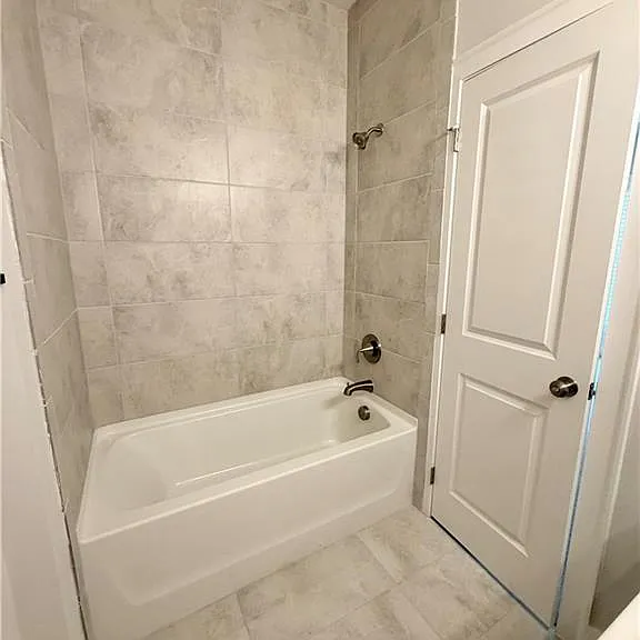 1037 Burnside Pl NW — Photo 37