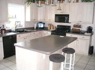 21 Christina Ave, Monroe Township, NJ 08831