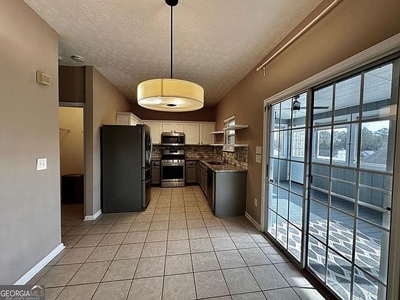 4th image of 210 Mincey Way
