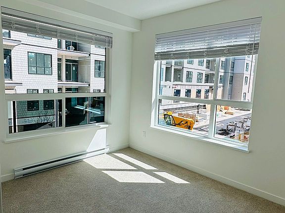4th image of 15777 85th Ave #207