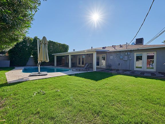 5th image of 8020 E Fairmount Ave
