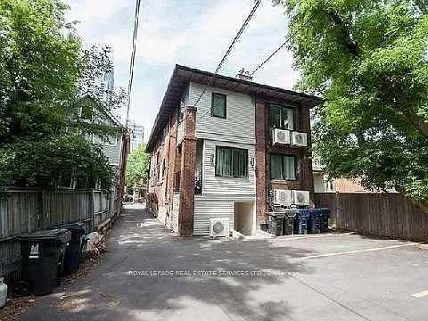 55 Hillsdale Ave E #2 — Photo 16
