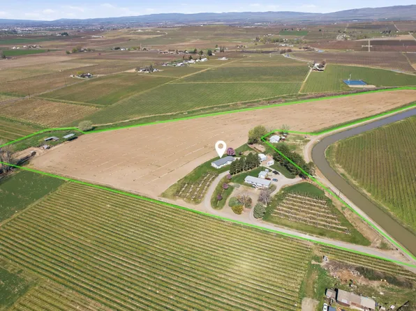 837 Olmstead Rd, Grandview, WA 98930