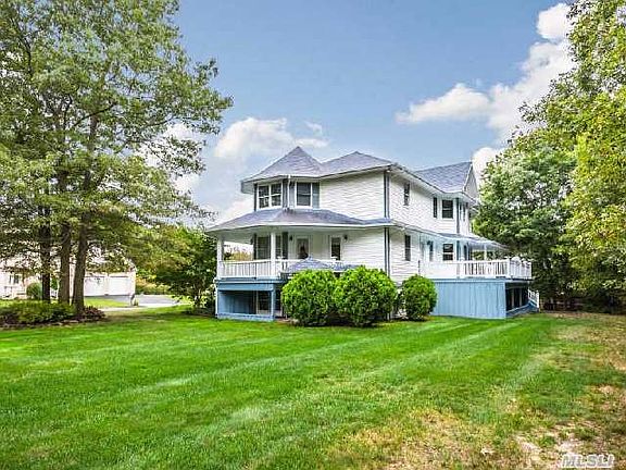 3rd image of 5 Mead Ave