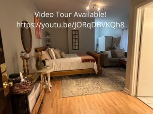 3443 N Broadway St #1E, Chicago, IL 60657