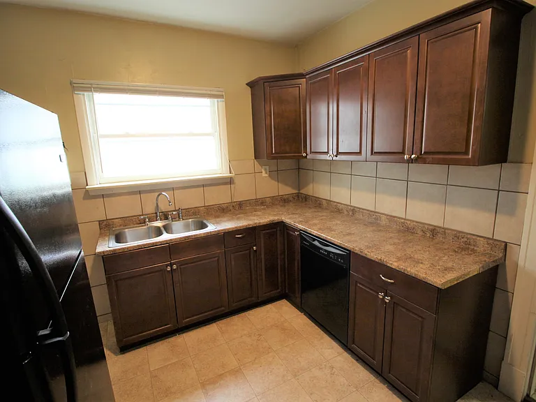 159 Blaine Ave #1 — Photo 11