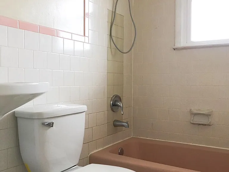 556 Orchard St NW — Photo 11