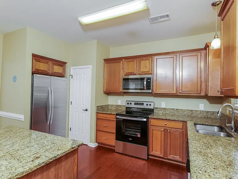 4988 Old Towne Village Cir — Photo 8