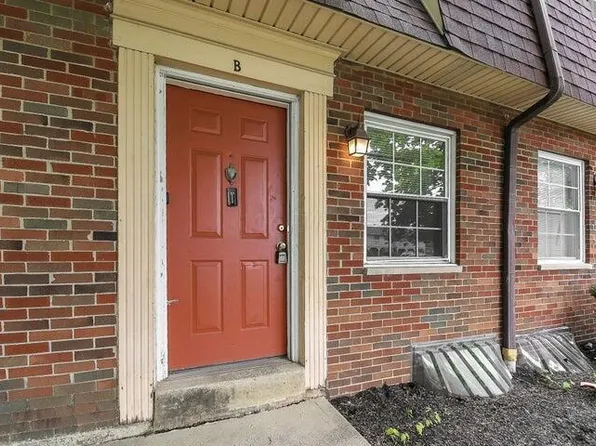 5690 Beechcroft Rd APT B, Columbus, OH 43229