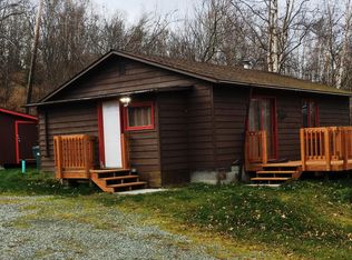 21708 Robin Dr, Chugiak, AK 99567