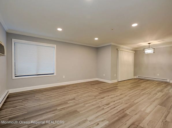 58 Amberly Dr UNIT A