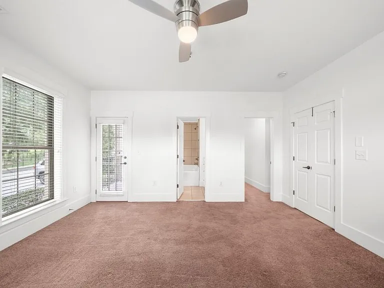 2360 Logan Cir #101 — Photo 26