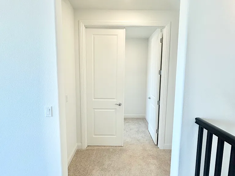 18562 Back Bay Dr — Photo 32