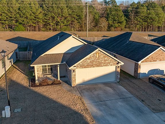 3rd image of 12983 Garden Creek Ln