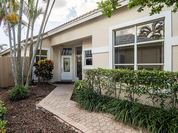 5th image of 6670 NW 27th Avenue