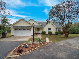 201 Wakerobin Rd, Russellville, AR 72802