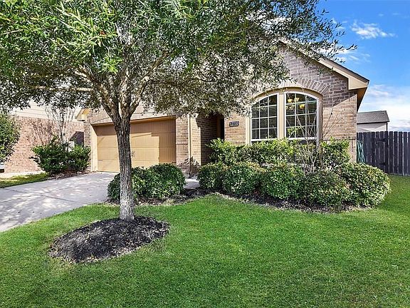 2nd image of 27110 Postwood Manor Ct