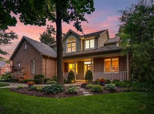 28831 N Spyglass Cir, Mundelein, IL 60060