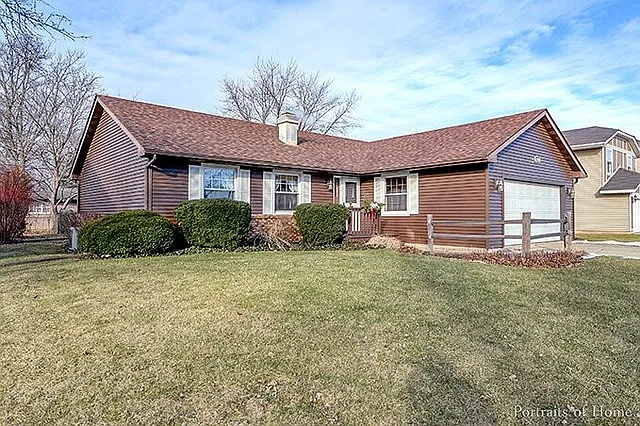1080 Grenada Dr photo 1