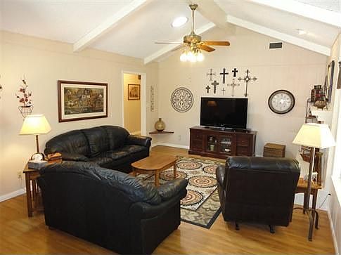 2nd image of 748 Ivy Ann Dr