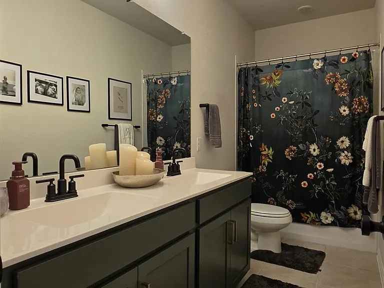 221 Travis Ln — Photo 15