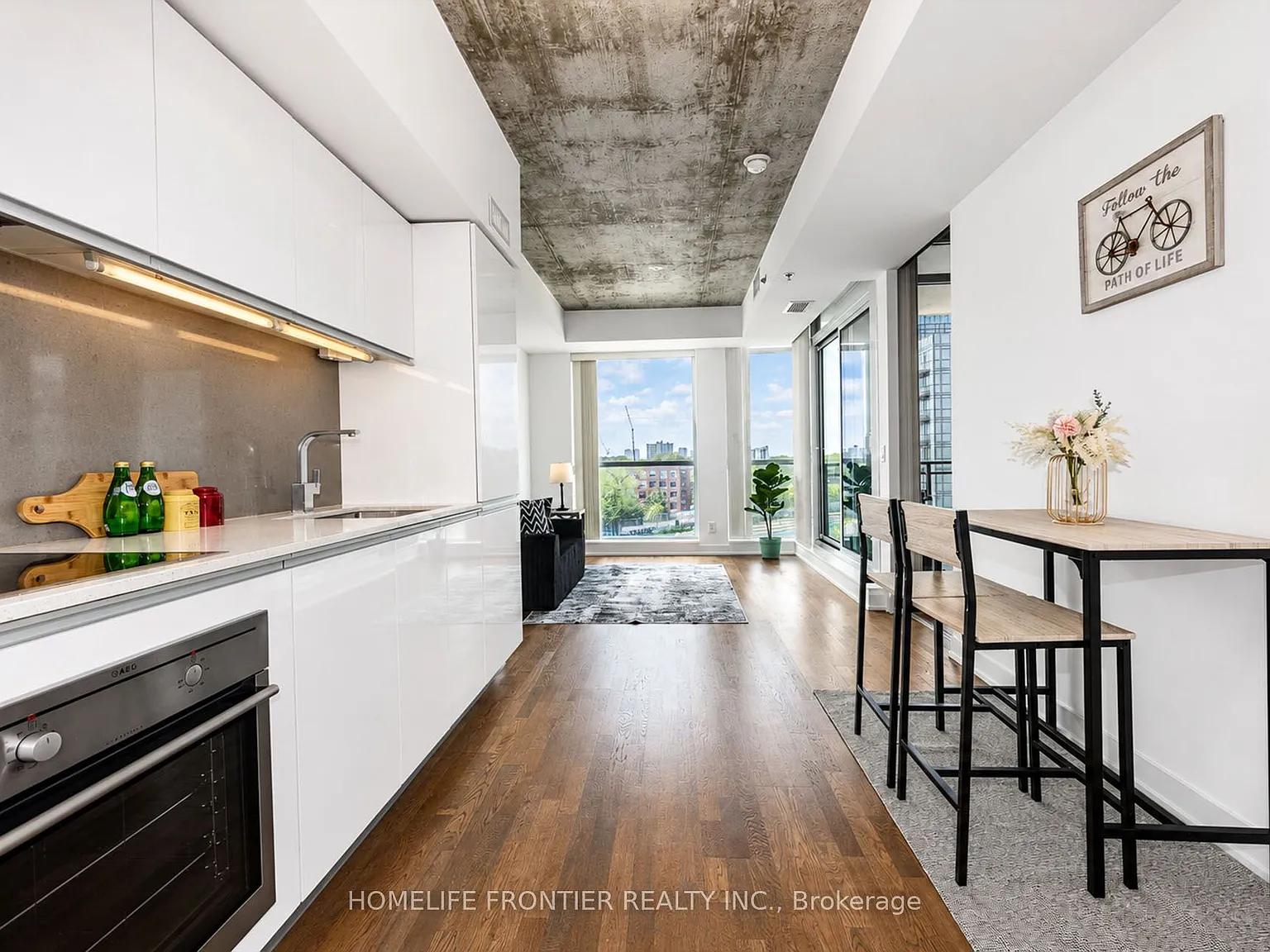 2 bed, $3,000 — Photo 3