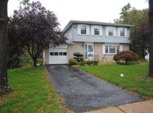 149 Norcross Cir, Hamilton, NJ 08619