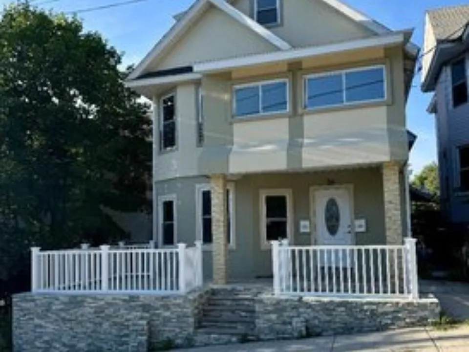 26 Maple Ave #1