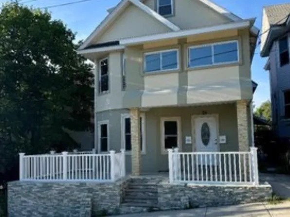26 Maple Ave, Carbondale, PA